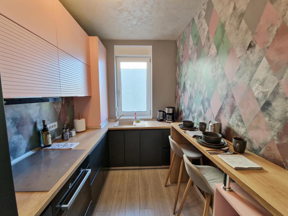 Mirvana Apartments Legacy Residence Тимишоара Экстерьер фото