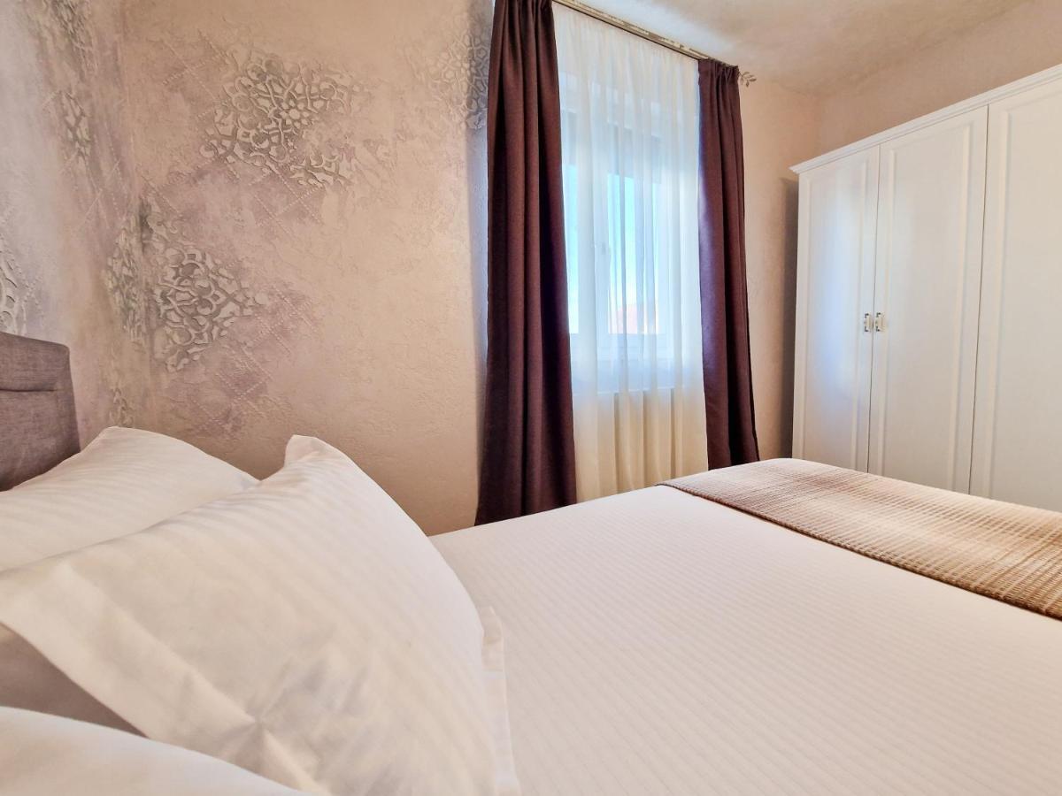 Mirvana Apartments Legacy Residence Тимишоара Экстерьер фото
